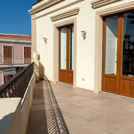L 'angolo Dei Mori - The Loft Apartment Milazzo